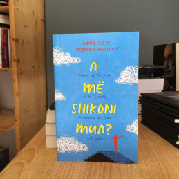 A më shikoni mua?, Libby Scott, Rebecca Westcott