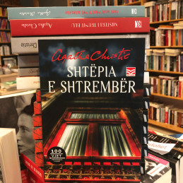 Shtëpia e shtrembër, Agatha Christie