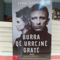 Burra që urrejnë gratë, Stieg Larsson