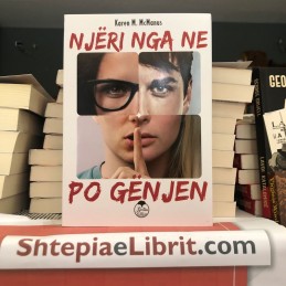 Njëri nga ne po gënjen, Karen M. McManus