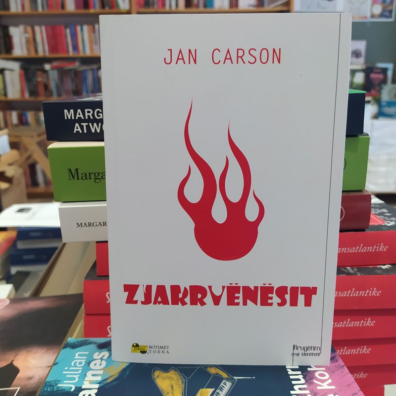 Zjarrvënësit, Jan Carson